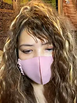 xoxLILxMELOxox online show from October 11, 4:31 pm