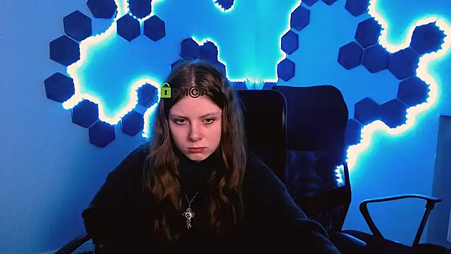 foxy tease  online show from November 28, 1:14 pm