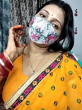 Hotty Sonali online show from February 9, 1:30 am