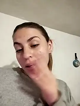 daniquintero03 online show from October 11, 7:27 pm