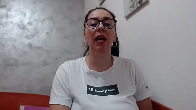 jollene online show from November 26, 1:56 pm