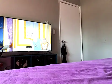 paigeycakes online show from October 5, 9:31 pm