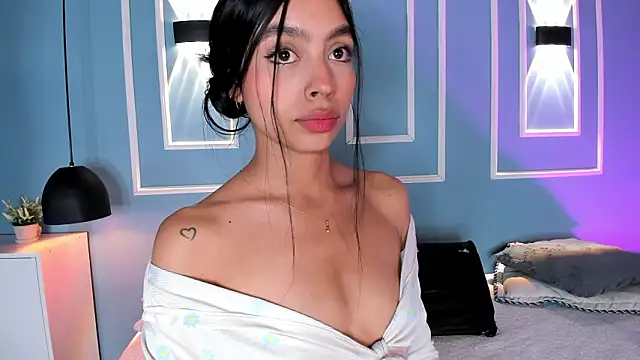 hannaa zc online show from February 1, 9:35 pm