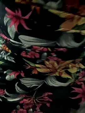 LunnaDuvall online show from December 14, 11:10 pm