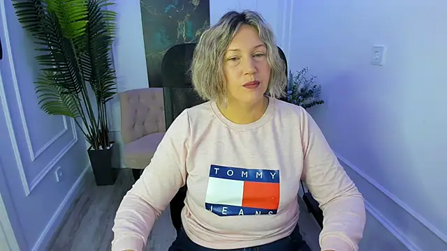 NinaStarle online show from September 26, 4:54 am