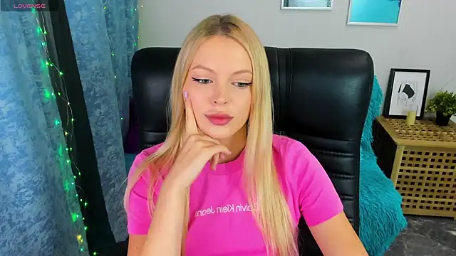 KatherineePierce online show from September 18, 5:11 pm