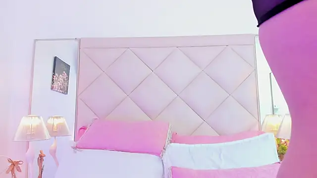 LilBoonew online show from November 25, 12:18 pm