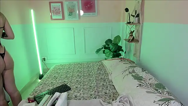 Camila Rivers online show from October 3, 12:21 pm