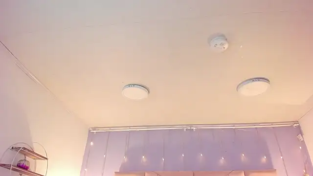 Camila Rivers online show from October 6, 12:00 pm