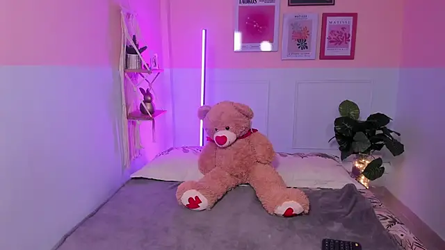 Camila Rivers online show from November 17, 12:17 pm