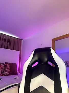 M0lly Beckers online show from October 16, 3:14 pm