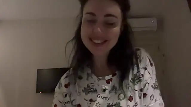 Gilin1 online show from February 8, 8:12 pm