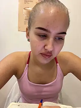 CandyVice online show from December 5, 6:09 pm