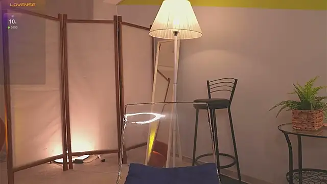 Lu  Lane online show from September 26, 10:24 am