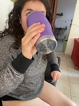 Lucy YupiSweet online show from November 26, 3:35 pm