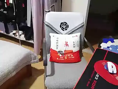 minmin1230 online show from November 5, 1:38 pm