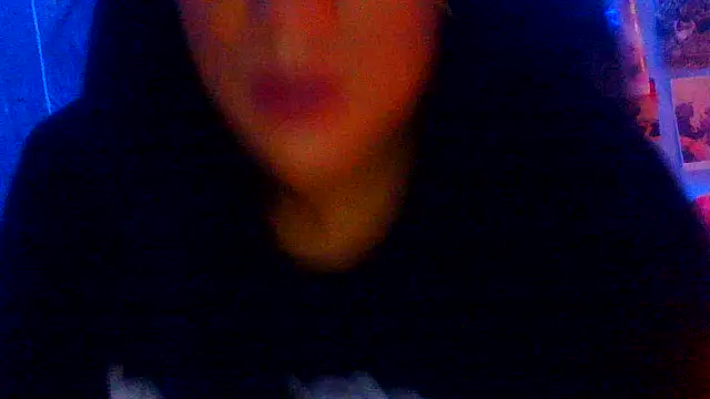 ovmilf online show from December 17, 2:43 pm