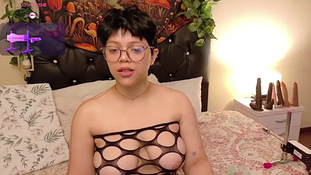 Snapshot of Amanda_sweet chatting on September 14, 1:42 pm Amanda sweet online show from September 14, 1:42 pm