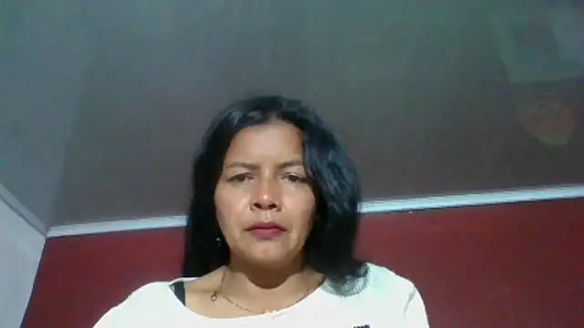 DianaOchoa  online show from November 5, 9:36 am