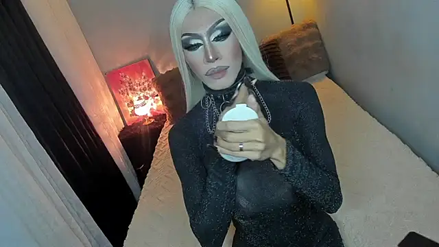 anitacruise online show from October 31, 10:41 am