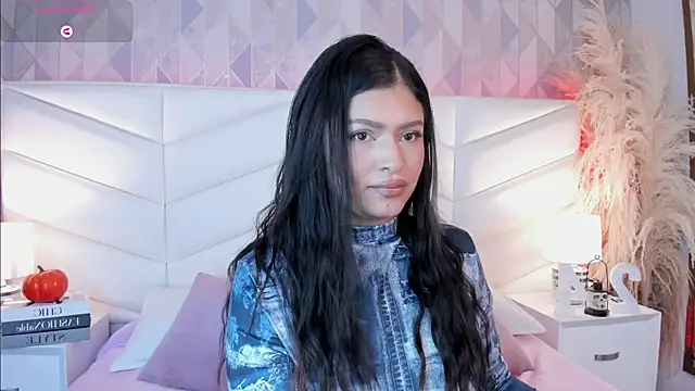 victoria   jonnes online show from October 4, 1:06 pm