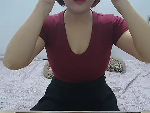 Amiee Showhottie online show from October 22, 1:32 am