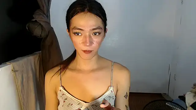 slimladyxoxo online show from October 15, 9:56 am