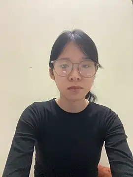 meomeo2k6 online show from December 20, 2:43 pm