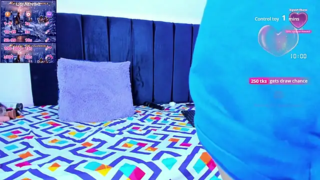 yurii bkaze online show from December 2, 12:12 am