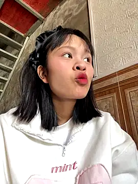 Daisy018 online show from October 10, 2:27 am