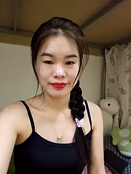 Baby-ladytits2025 online show from November 18, 3:46 pm