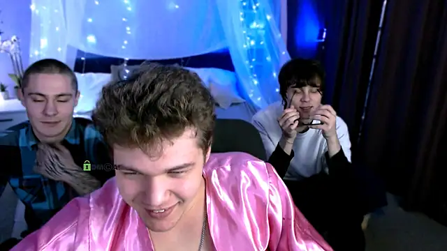 lucas long  online show from November 27, 10:29 am