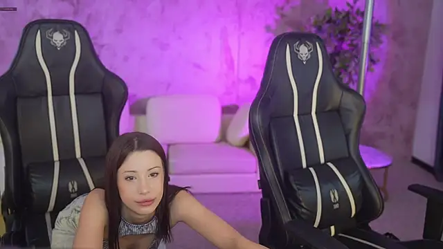 Selena Glow online show from November 20, 12:00 am