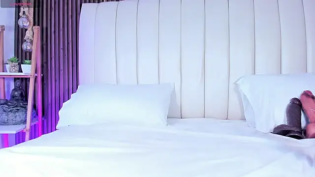 SandraMilerr online show from November 14, 4:12 am