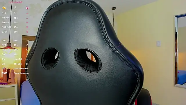 IRISCLARK1 online show from October 15, 7:27 pm