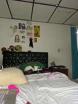 venusobryan 55 online show from November 14, 9:37 pm