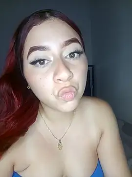 Chloe Sky love online show from November 8, 5:01 am