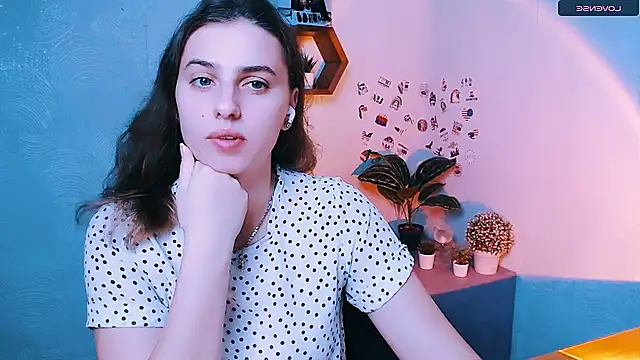 AmandaDimond  online show from October 5, 12:32 pm