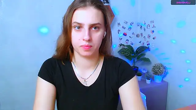 AmandaDimond  online show from October 27, 1:17 pm