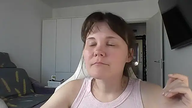 Qaynii online show from September 15, 2:25 pm