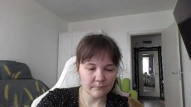 Qaynii online show from September 20, 9:07 am