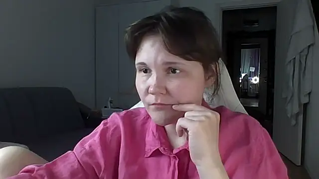 Qaynii online show from September 22, 3:32 pm