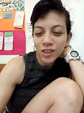 Snapshot of Paula_Alameda chatting on October 22, 8:47 pm Paula Alameda online show from October 22, 8:47 pm