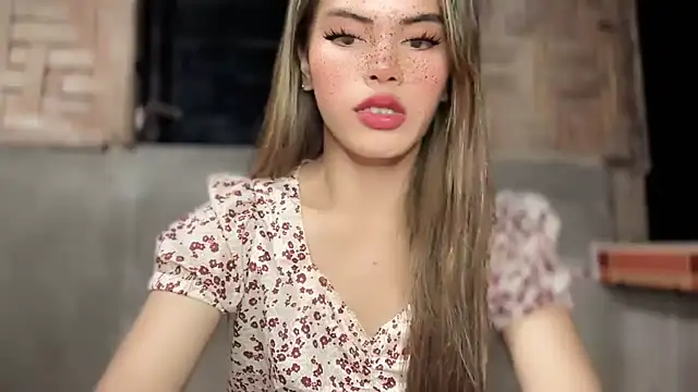 Snapshot of serpenthena_goddess chatting on October 15, 8:11 pm serpenthena goddess online show from October 15, 8:11 pm