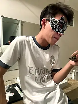 boyhigh1997 online show from November 11, 5:10 pm