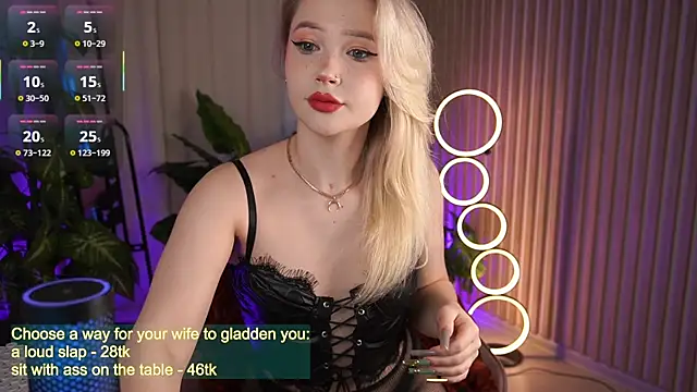 LauraWifeness online show from October 14, 6:49 am