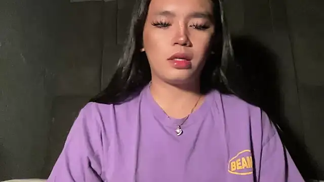 Claudia Johnson online show from September 27, 2:57 pm