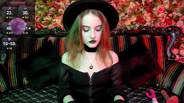 EllieMori online show from December 19, 8:06 am