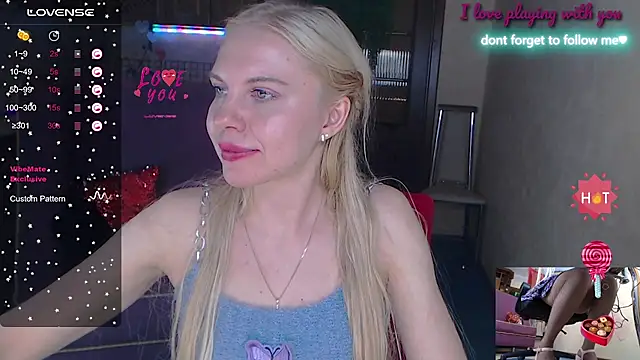 Snapshot of LiSinDoll chatting on October 22, 7:13 am LiSinDoll online show from October 22, 7:13 am