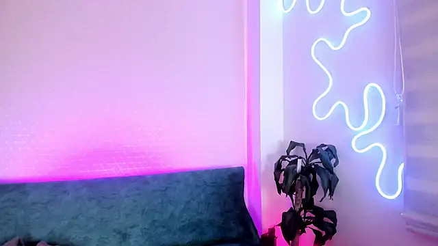 missweetpeach online show from September 14, 1:47 am